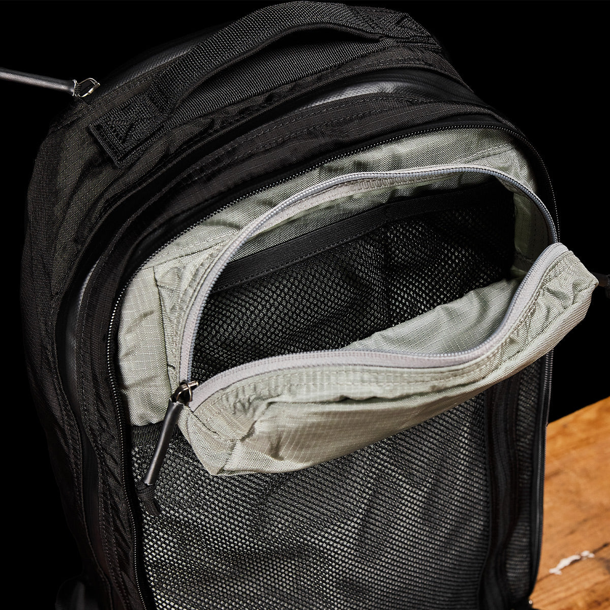 Bullet Ruck Double Compartment - Ripstop ROBIC® - Black + Speed Grey