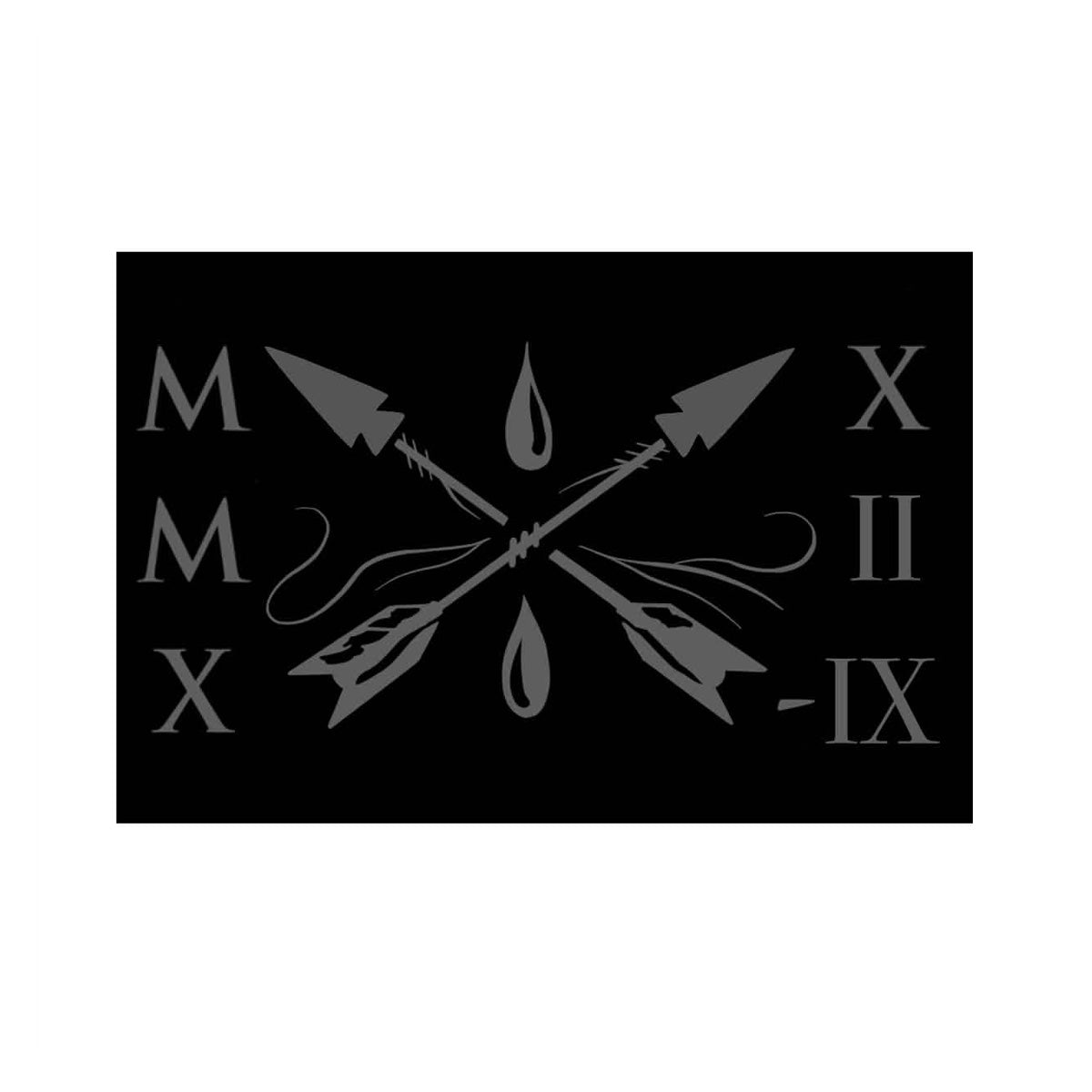 Black flag design inspired by GORUCK Tribe patches, featuring crossed arrows with Roman numerals MMXXI and MCMXC with teardrop shapes in between. Product Name: Patch - GORUCK TRIBE - 2022.